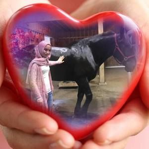 Meet your Posher, Fatima